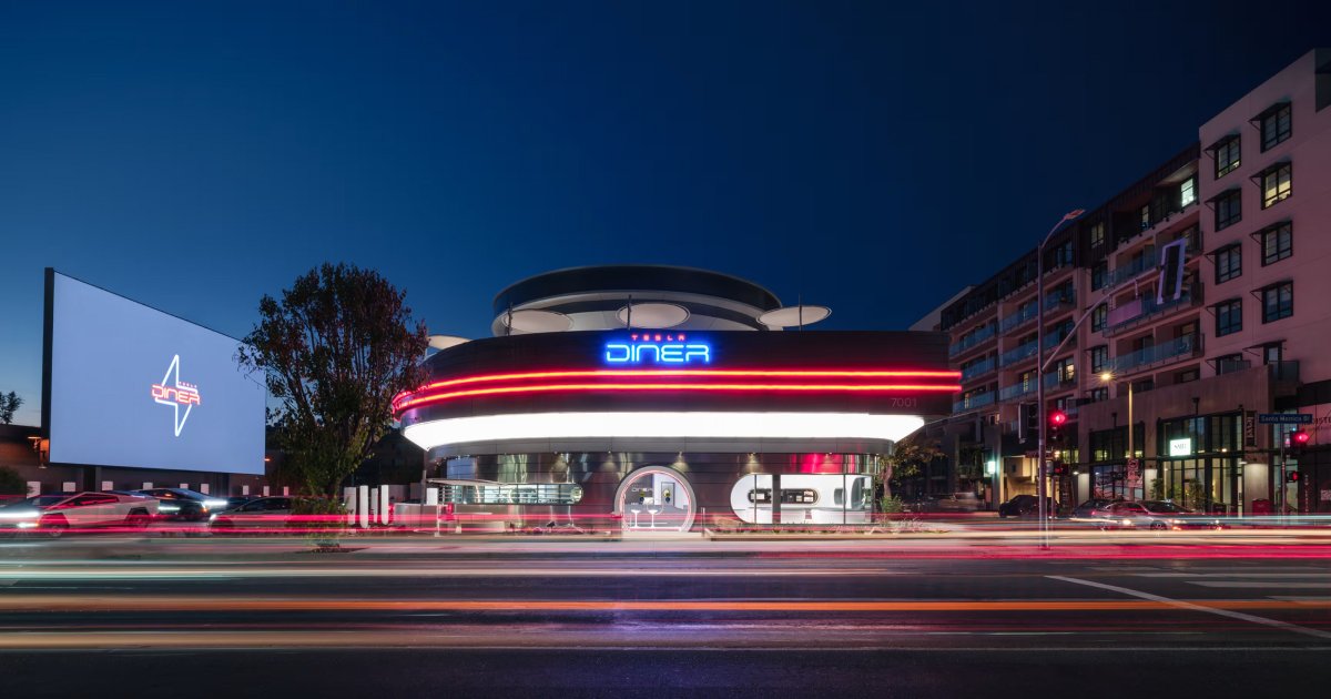 Tesla Diner at night, Hollywood